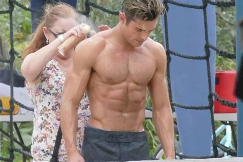 Zac Efron De High School Musical à Baywatch Son Incroyable Prise De Muscles Télé Loisirs