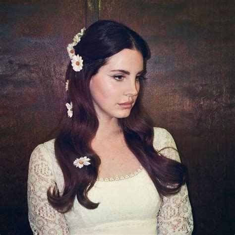 Pin By Anastasia K On Lana Del Rey In 2020 Bride Hair Accessories Daisy Wedding Theme Hippie