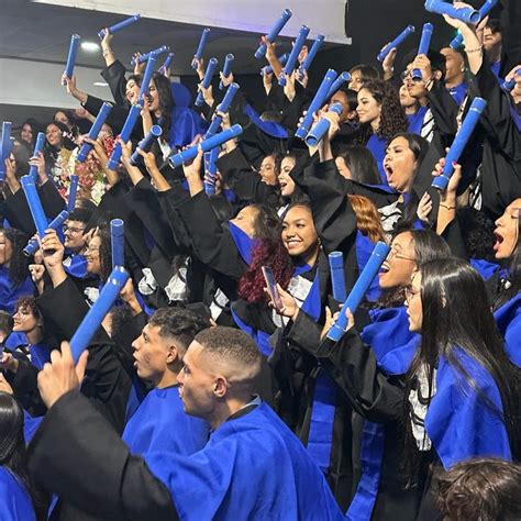 Formatura Premia Es E Estudantes Destaque Marcam O Encerramento Do