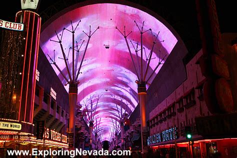 Photographs of Fremont Street in Las Vegas : The Fremont Street Light ...