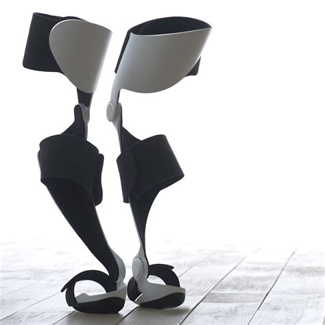 japan GOOD DESIGN award: the wearable chair for surgery 'archelis' wins ...