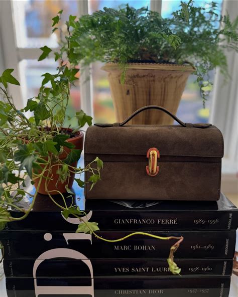 Professional Profile of Television Host and Stylist Lloyd Boston 13