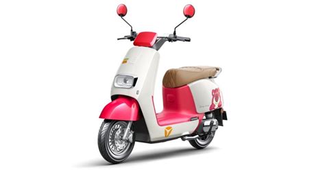 xe  dien sac day  duoc hon km