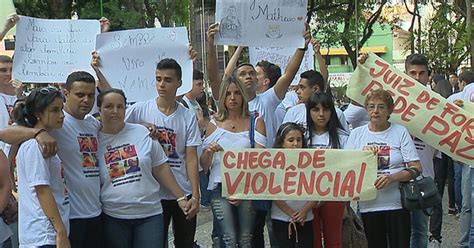 G Fam Lia E Amigos De Jovem Achado Morto Ap S Festa Em Mg Pedem Paz