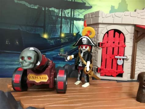 Playmobil Capitaine Pirate Fant Me Squelette Spectre Mort Vivant Canon