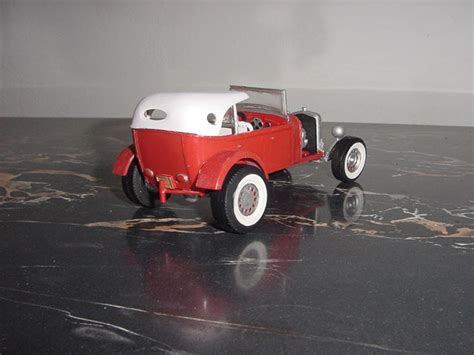 Aurora Hot Rod 1 32 1 25 Model Kit Page 2