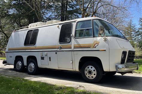 gmc  birchaven motorhome  sale  bat auctions sold