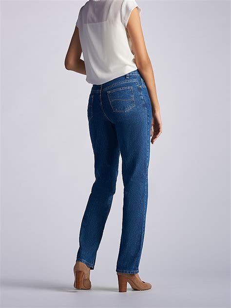 Womens Relaxed Fit Straight Leg Jean Lee®