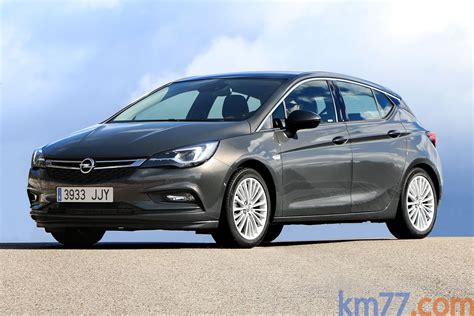 Opel Astra 2016 Información General