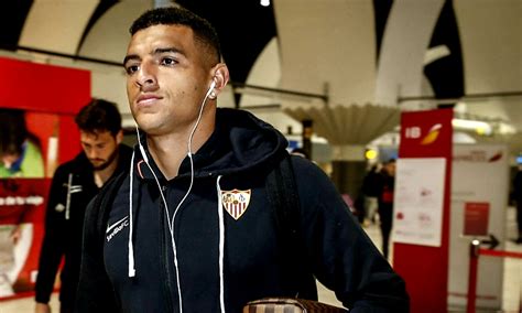 diego carlos denies receiving offer  join liverpool