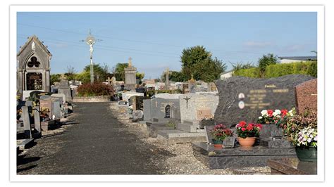 L Glise La Paroisse Et Le Cimeti Re Mairie De Saint Sauveur