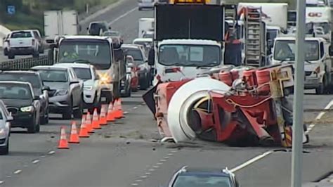 Peninsula Link Traffic Peak Hour Chaos After Cement Truck Rollover Au — Australias