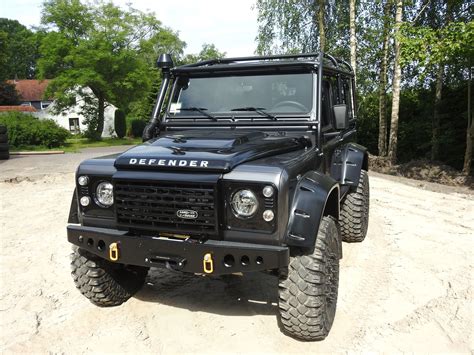 Land Rover Defender Adventure Tibus Tuning