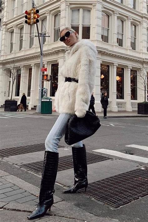 Pin de Elena B em Fashion Pieces