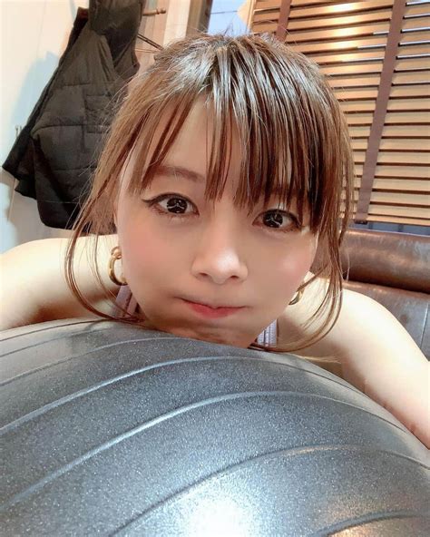 Satomiさんのインスタグラム写真 Satomiinstagram「昨日がvertokyo でのラスト トレーニングでした🏋️