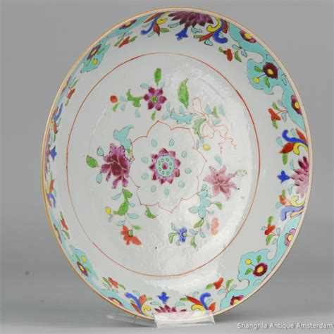 28CM 18C Chinese Porcelain Pre Bencharong Famille Rose Plate