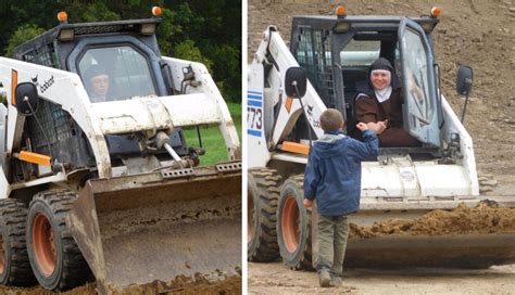 Nonner kjører Bobcat Anleggsmaskinen