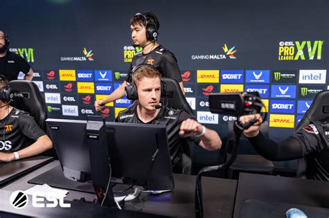 ESL Counter Strike On Twitter FNATIC Complete The Comeback And Take