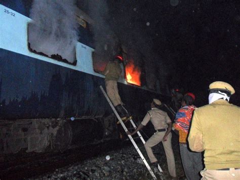 India train fire kills at least 26 | The World from PRX