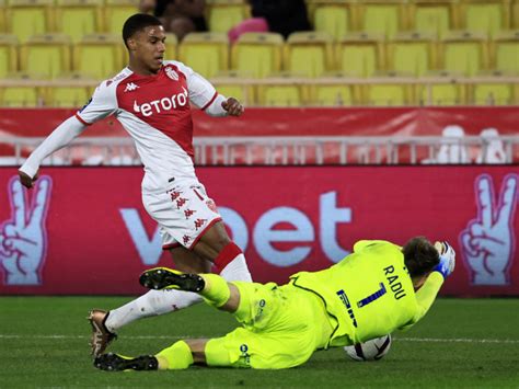 Monaco Auxerre Ionu Radu Titolare Della Seconda Partita Con La