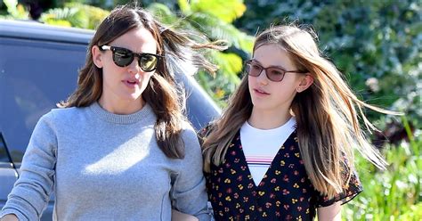 Jennifer Garner Won T Let Daughter Violet Affleck Join Instagram