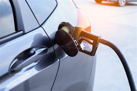 Explican disminución en el valor de los combustibles caída en el