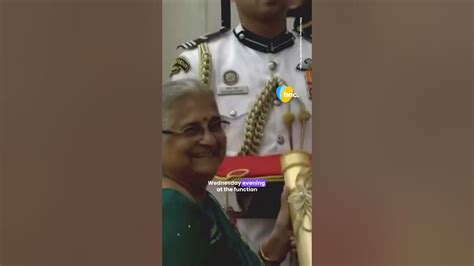 Sudha Murthy wins Padma Bhushan awards | bnc. Shorts - YouTube