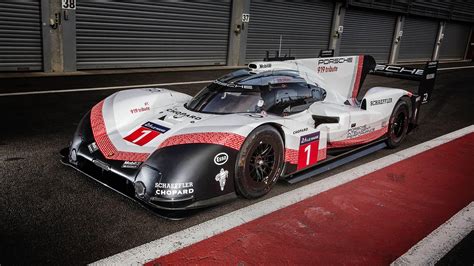 La Porsche 919 Hybrid Evo bat le record du Nürburgring