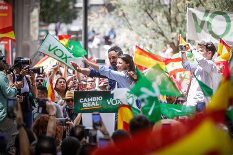 Fotos Las imágenes del acto de campaña de Vox en Granada con Abascal y