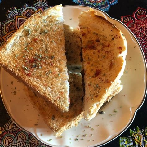 Las Cuevas Miramar Argentina Tostados De Muzzalmedra Y Hongos De Pino