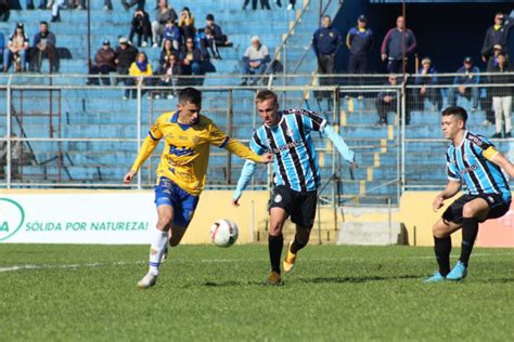 Gr Mio Vence O Pelotas Na Boca Do Lobo Pela Copa Fgf Trof U Rei Pel