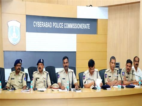 Telangana Cyberabad Police Arrests 13 Members Of Gang Involved In Rs 4