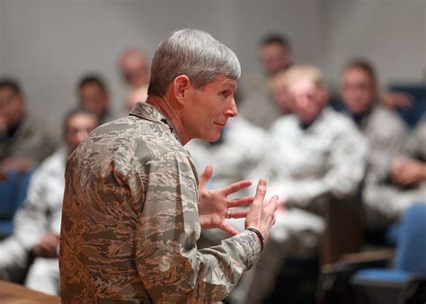 CSAF Meets With Battlefield Airmen 33rd Fighter Wing Article Display