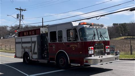 Hunters Ambulance 123 And Meriden Fire Department Engine 5 Responding To An Ems Call Youtube