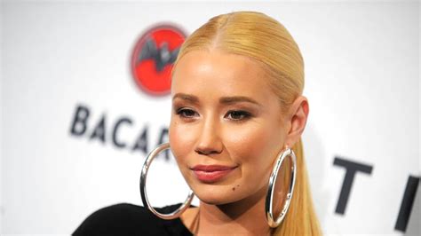 Iggy Azalea Mother Token Takes Off After Mysterious