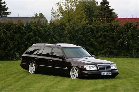 Mercedes Benz W E Wagon Slammed On Brock B Wheels Jdmeuro