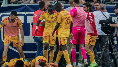 Ligue 2 Rodez officiellement maintenu Bordeaux sanctionné France Bleu