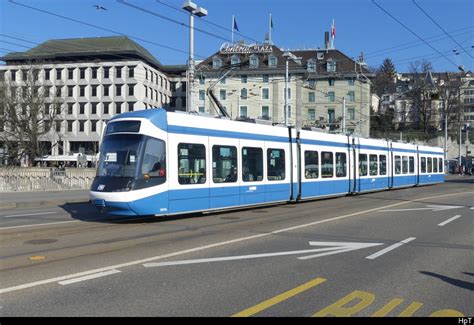 Vbz Tram Be Unterwegs Auf Der Linie In Der Stadt Z Rich Am