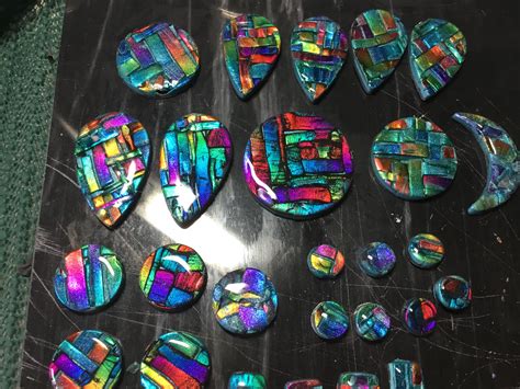 Dichroic glass look | Jewelry making pendants, Jewelry crafts, Crafts