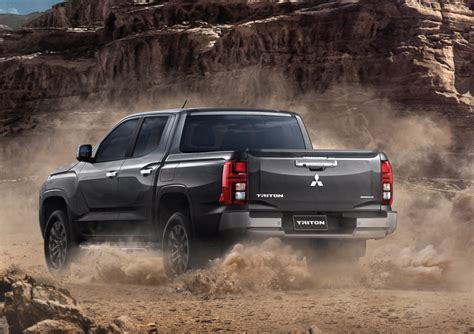 ตัวท็อปมาแล้วเปิดราคา All New Mitsubishi Triton Athlete ทั้งขับ 2 และขับ 4 และ Double Cab Ultra