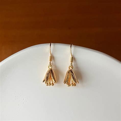 14k包金 金色鈴蘭耳環 耳夾 14kgf 設計館 Karen Jewelry 耳環耳夾耳骨夾 Pinkoi