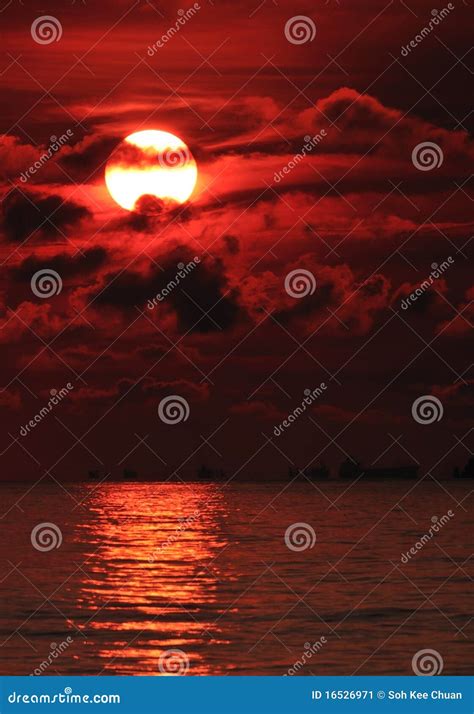 Blazing Sun Stock Image - Image: 16526971