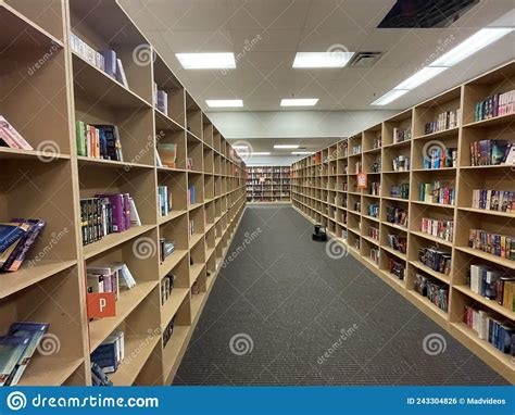 2nd And Charles Vintage Retail Super Store Interior Book Shelf Aisle