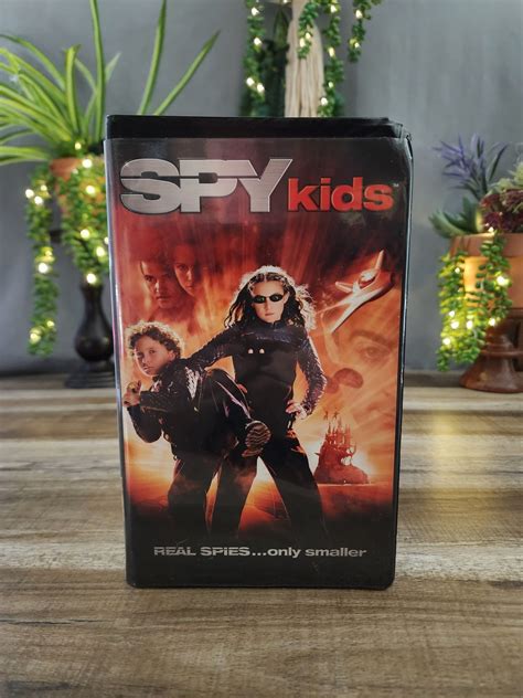 Spy Kids VHS, Stars Alexa Vega, Daryl Sabara, Danny Trejo, Antonio ...