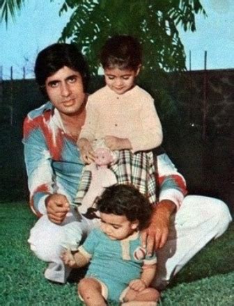 Amitabh Bachchan Family Pictures - Jaya Bachchan & Abhishek Bachchan