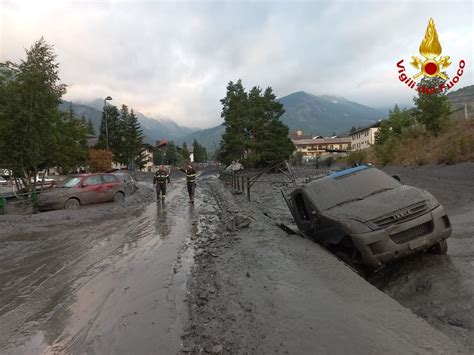 Alluvione A Bardonecchia Esonda Torrente 5 Dispersi E 120 Sfollati