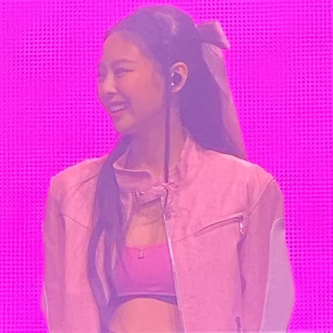 221212 Jennie Born Pink World Tour In Paris France Day 2 At The Accor