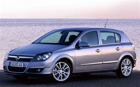 Opel Astra Hatchback Reviews Technical Data Prices