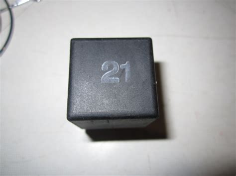 Реле поворотов сказало до свидание — Audi 100 (C4), 2,8 л, 1992 года ...