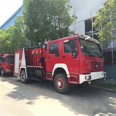 Cimc M High Spray Arm Sinotruk Howo Foma Water Tower Fire Truck X